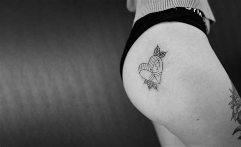 women ass tattoos|103 Fulfilling Butt Tattoos That Run High On Sentiments And。